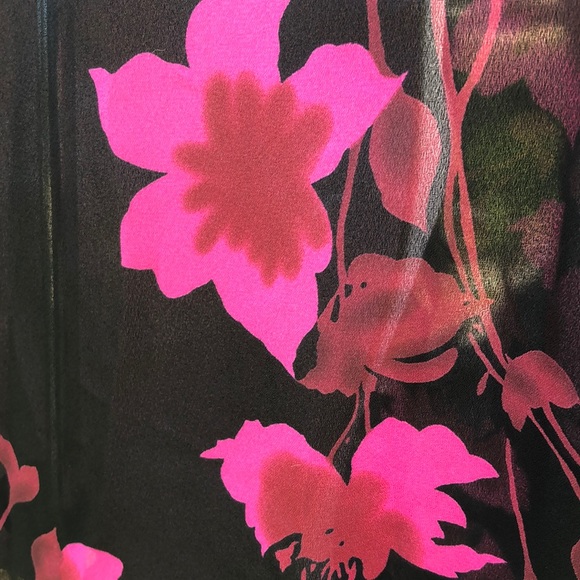 Top - Picture 3 of 4